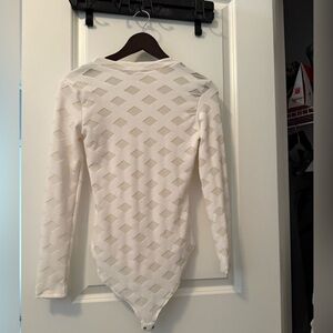 Elegant White Textured Women's Top